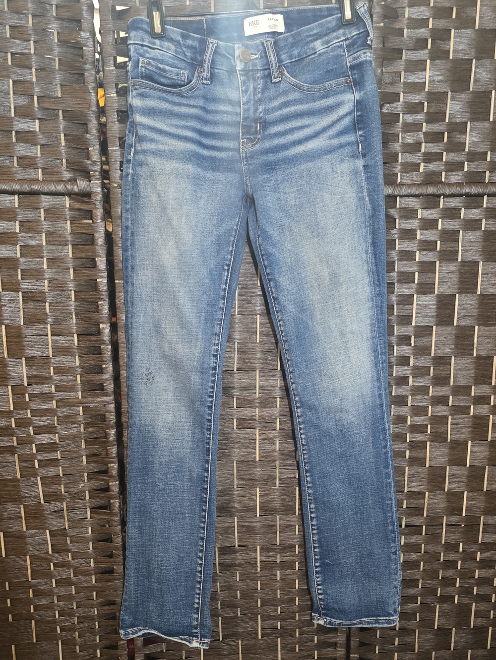 BKE Payton Mid Rise Straight Leg Jeans 25x30 Medium Wash Blue
